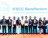 国际化妆品化学师协会联合会（IFSCC）主席Amy Wyatt女士莅临栋方股份参观交流